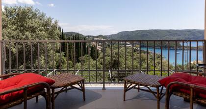 Comfortable summer apartment with stunning sea view.
