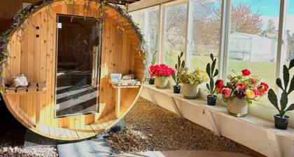 Pickle-Ball & Hot-tub & Sauna & Theater Game Room!