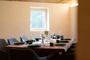 Chalet de lujo, 3 habitaciones, sauna | Servicio de comidas en la habitación