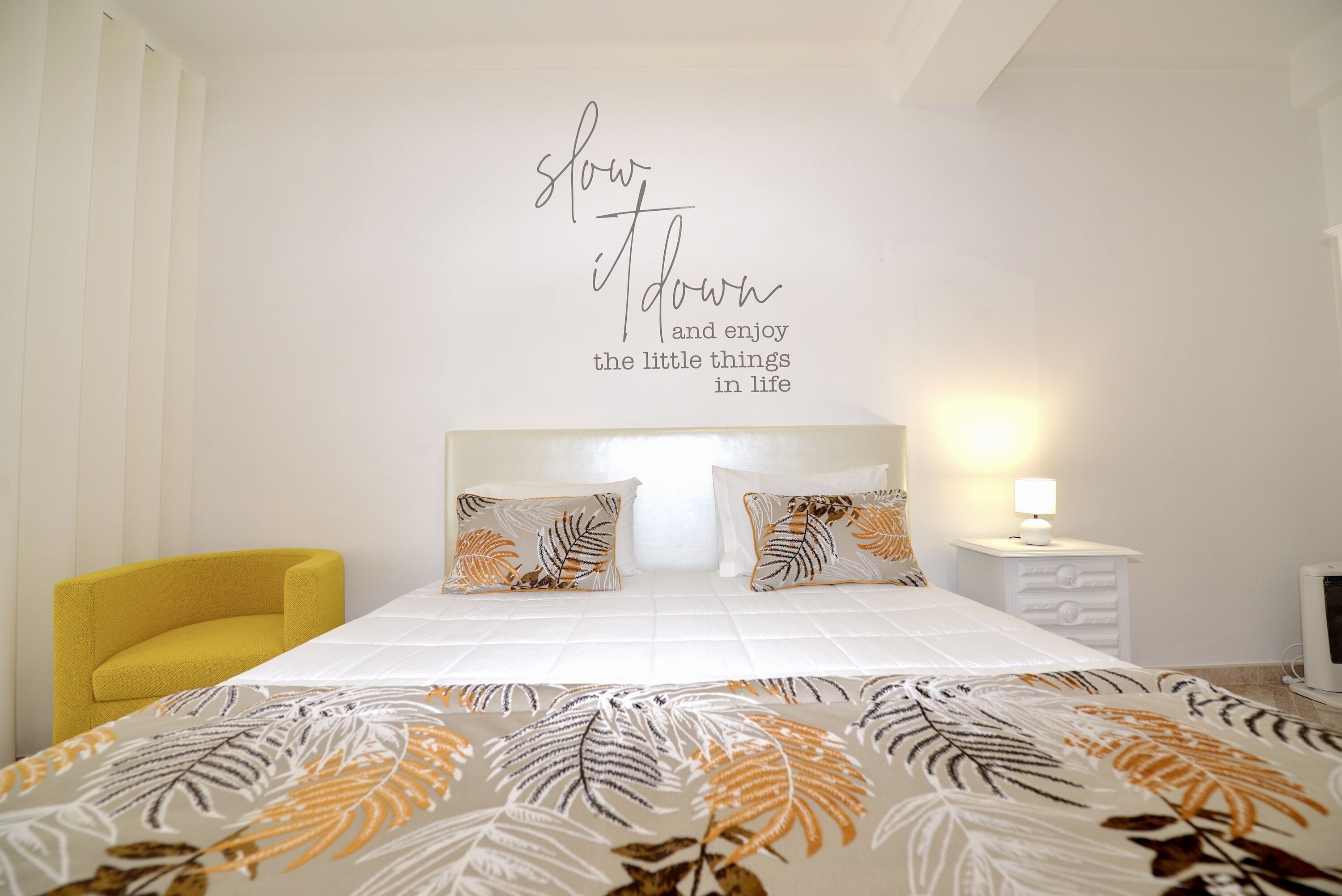 3 bedrooms, iron/ironing board, travel cot, free WiFi