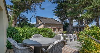 Family house for 8 with views of the Gulf