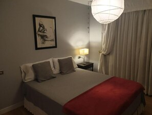 1 bedroom, travel cot, WiFi