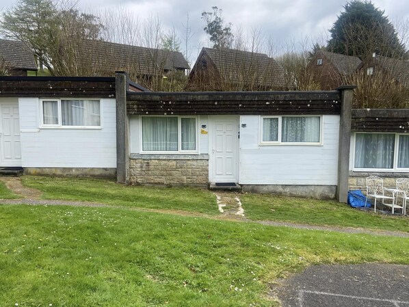 Villa | Exterior - Beautiful 2-bed Villa in Camelford (Camelford)