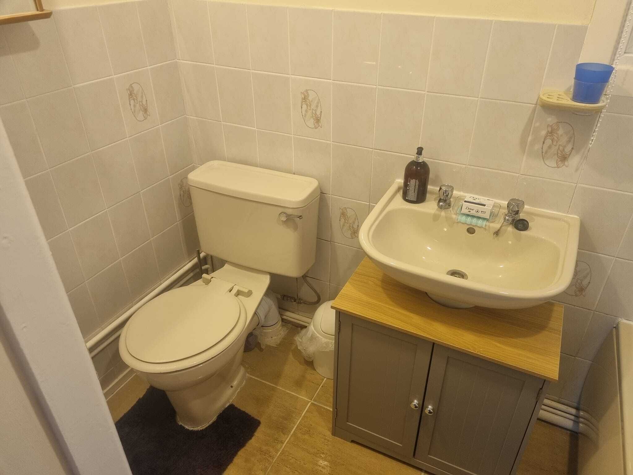 Villa | Bathroom | Shower, towels