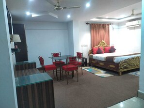 Superior Room, Smoking, Ensuite