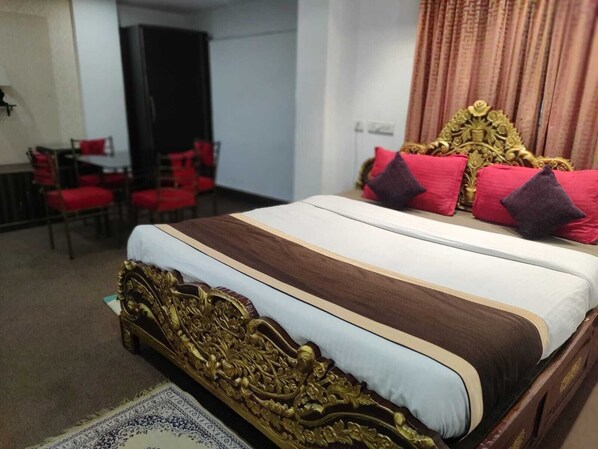 Superior Room, Smoking, Ensuite | Iron/ironing board, free WiFi - The Park Premium - Bhuabaneswar (Bhubaneshwar)
