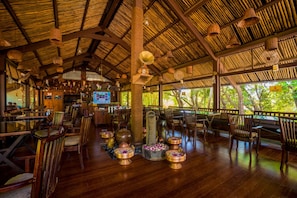 Restaurant - Malhar Machi Mountain Resorts (Paud)