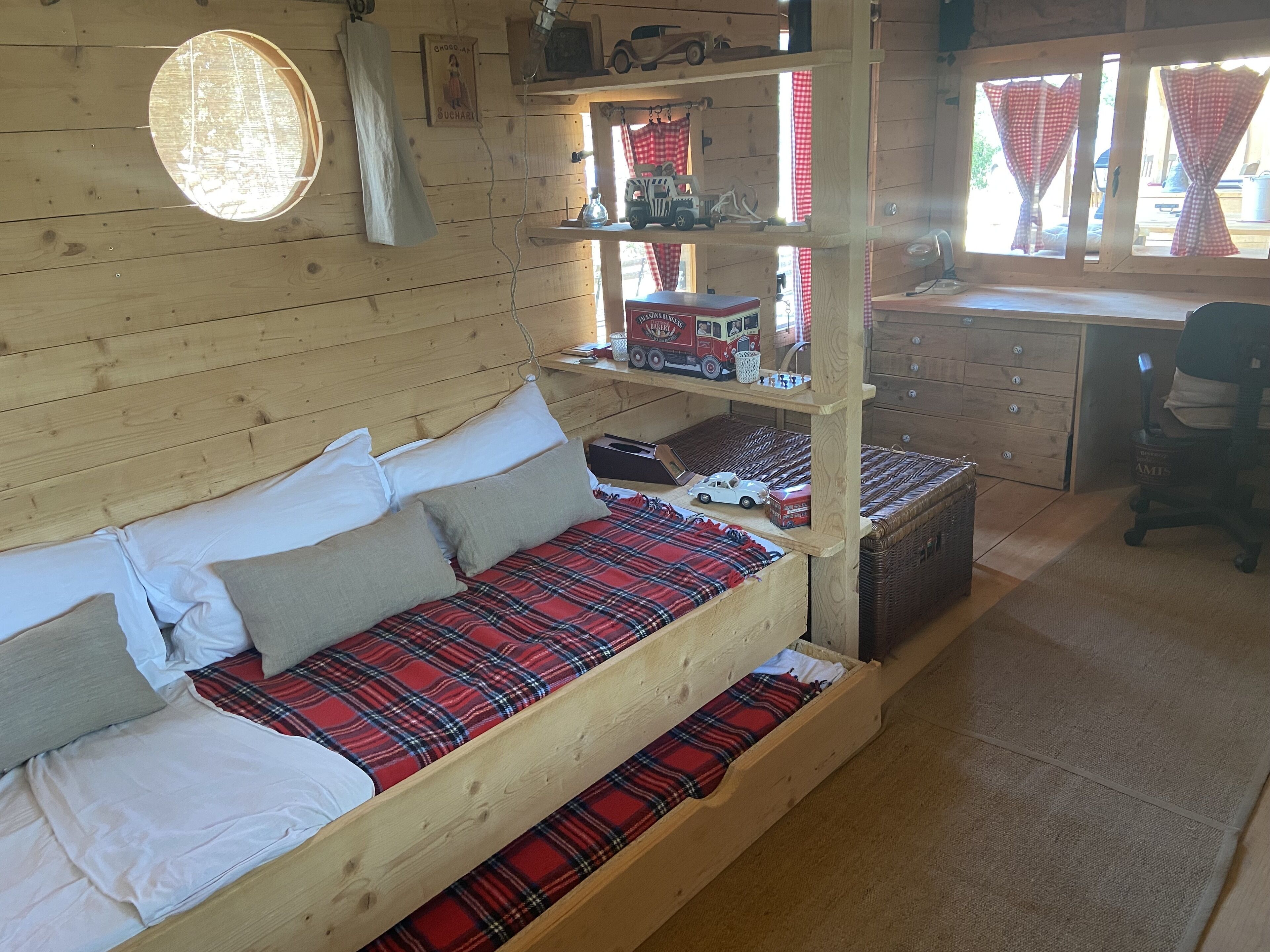 The Hut of Happiness