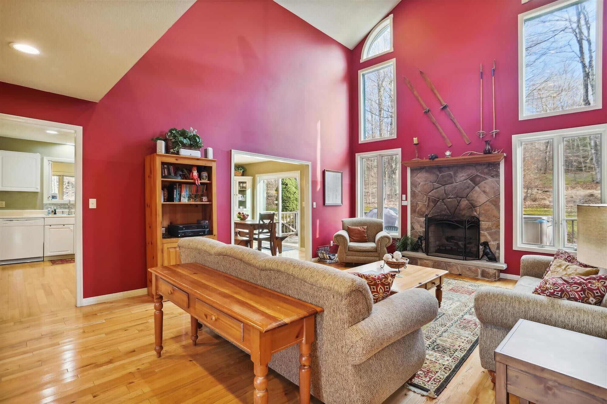 2-night rentals available. Spacious Canaan Valley mountain home!!