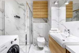 Standard Stüdyo Süit | Banyo | Ücretsiz banyo/kozmetik ürünleri, saç kurutma makinesi 