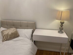 Apartment, Multiple Beds | 2 bedrooms, iron/ironing board, free WiFi, bed sheets - Stunning 2-bed Pet Friendly Apartment in Gateshead (Gateshead)