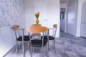 House | Dining