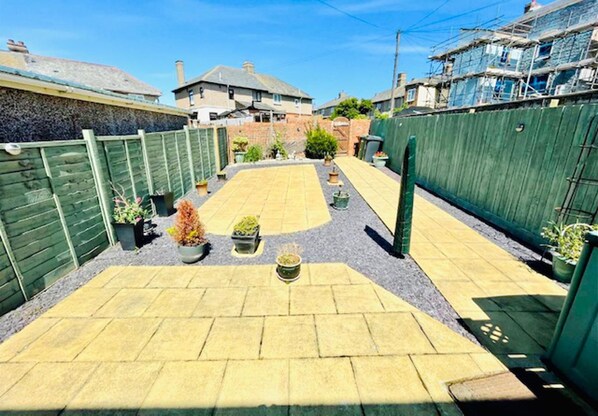 House | Property grounds