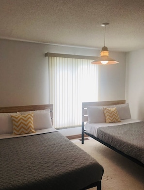 4 habitaciones, wifi y ropa de cama