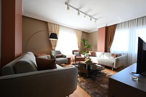 Living area - Perfect City House Next to Sea in Heart of Trabzon (Yomra)