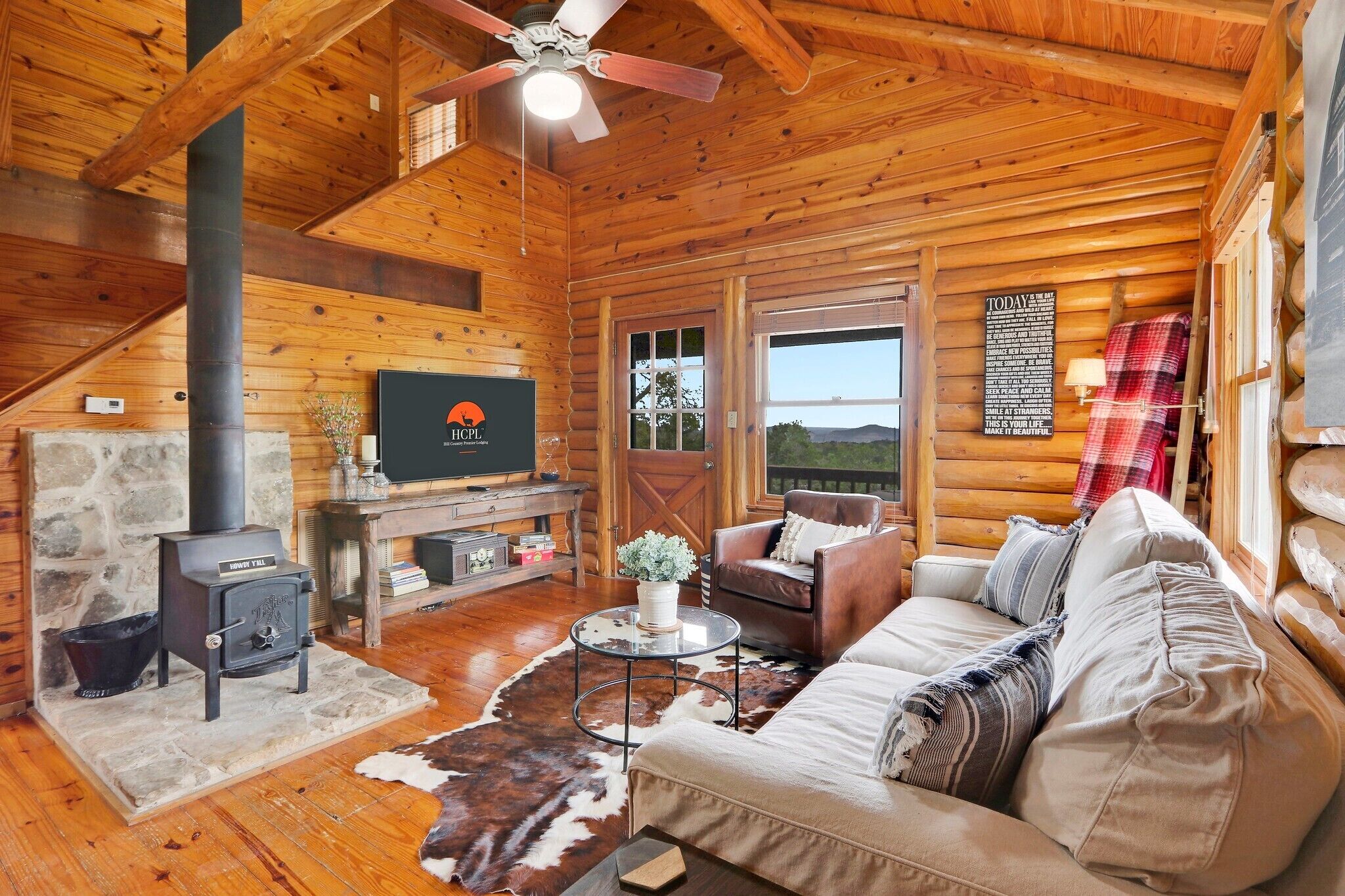 Backbone Vista Cabin I Hot tub I  Views