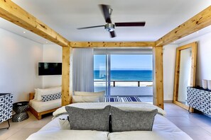 5 bedrooms, in-room safe, iron/ironing board, travel cot