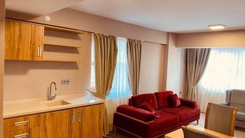 Luxury Studio Suite | Living area