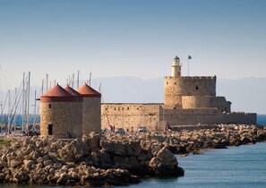 2 bedrooms - Apartment With View 101 Near Beach (Rhodes)