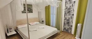 1 bedroom, WiFi, bed sheets