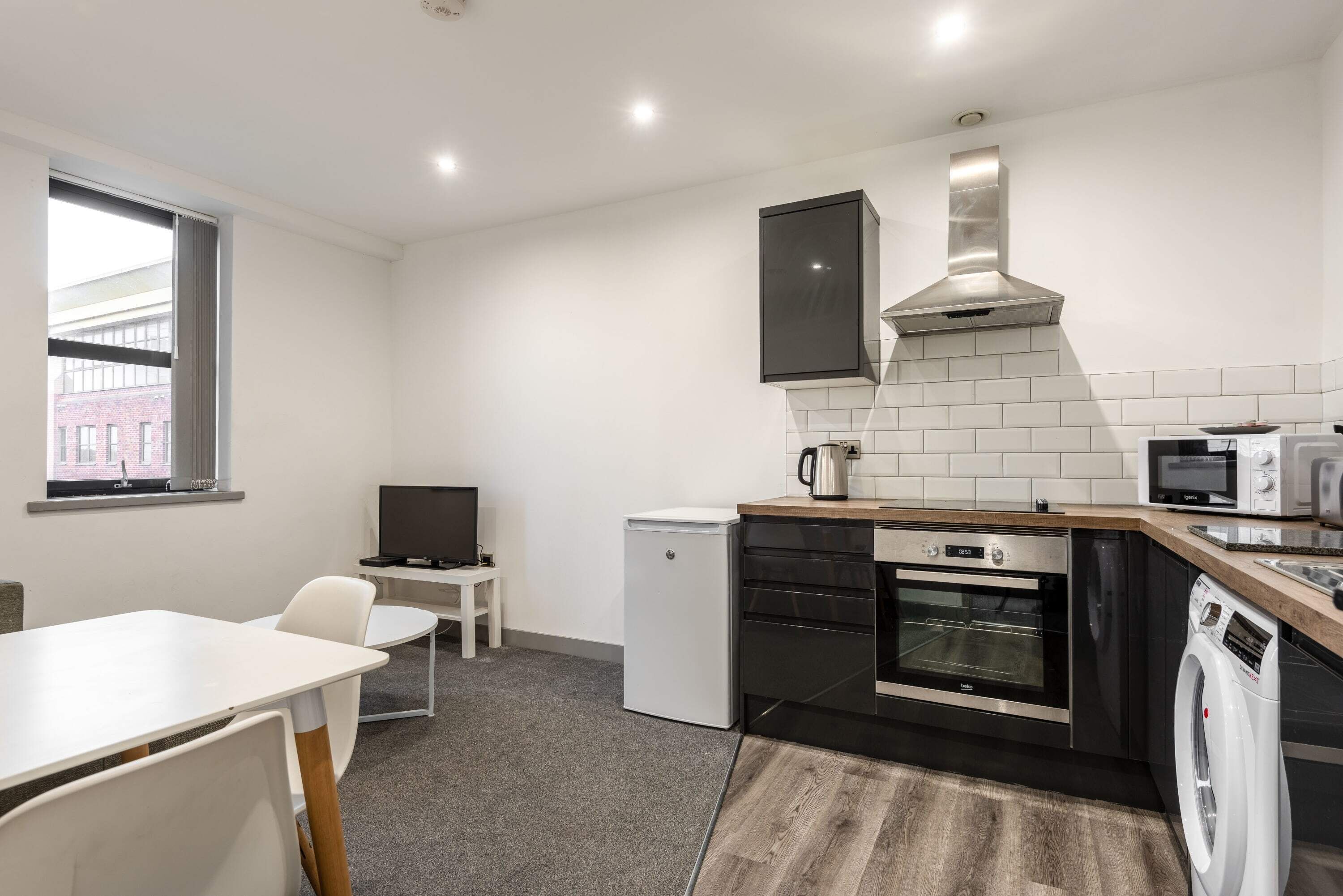 Modern 1 Bedroom Apartment in Barnsley