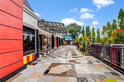 Hotel O Al Karim Syariah