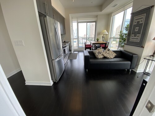 Mississauga - Square one Condo