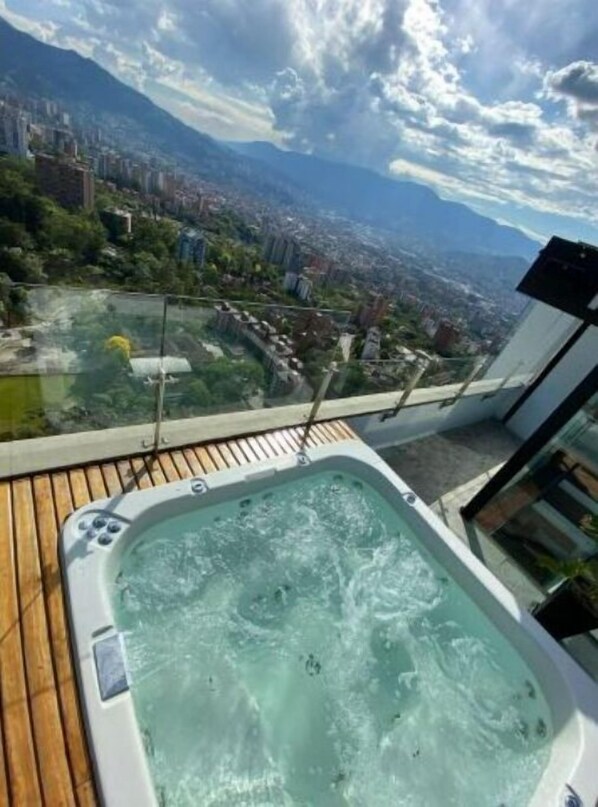 Idromassaggio all'aperto