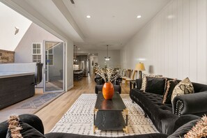 Townhome, 4 Bedrooms | Living area | Smart TV - Eagle View #f8 4 Bedroom Townhouse (Hurricane)