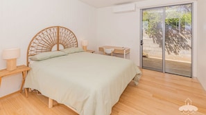 3 slaapkamers, een bureau, een strijkplank/strijkijzer, wifi