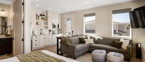 Huis, 1 slaapkamer | 1 slaapkamer, een bureau, een laptopwerkplek