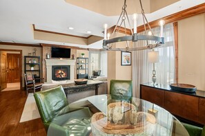 Condo, 2 Bedrooms | Living area | Smart TV