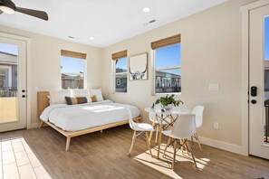 House, 6 Bedrooms | 6 bedrooms, desk, laptop workspace, iron/ironing board