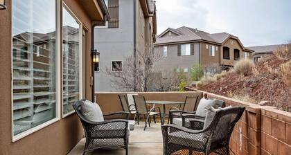Coral Ridge Jewel 3 Bedroom Townhouse