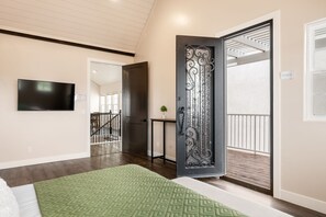 House, 5 Bedrooms | 5 bedrooms, desk, laptop workspace, iron/ironing board - Palazzo #f11 5 Bedroom Home (Hurricane)