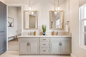 House, 2 Bedrooms | Bathroom | Shampoo