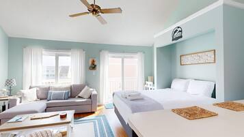 1 bedroom, desk, WiFi, bed sheets