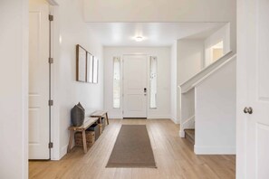 House, 4 Bedrooms | Interior - Paseos Paradise 4 Bedroom Home (Washington)