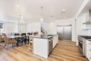 Private kitchen - 1 Chill Casa 5 Bedroom Home (St. George)