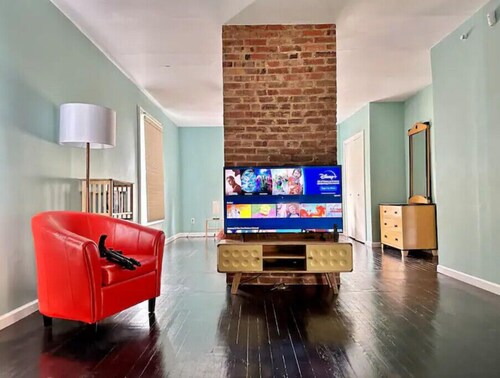 Mid-Century Downtown Staunton Loft