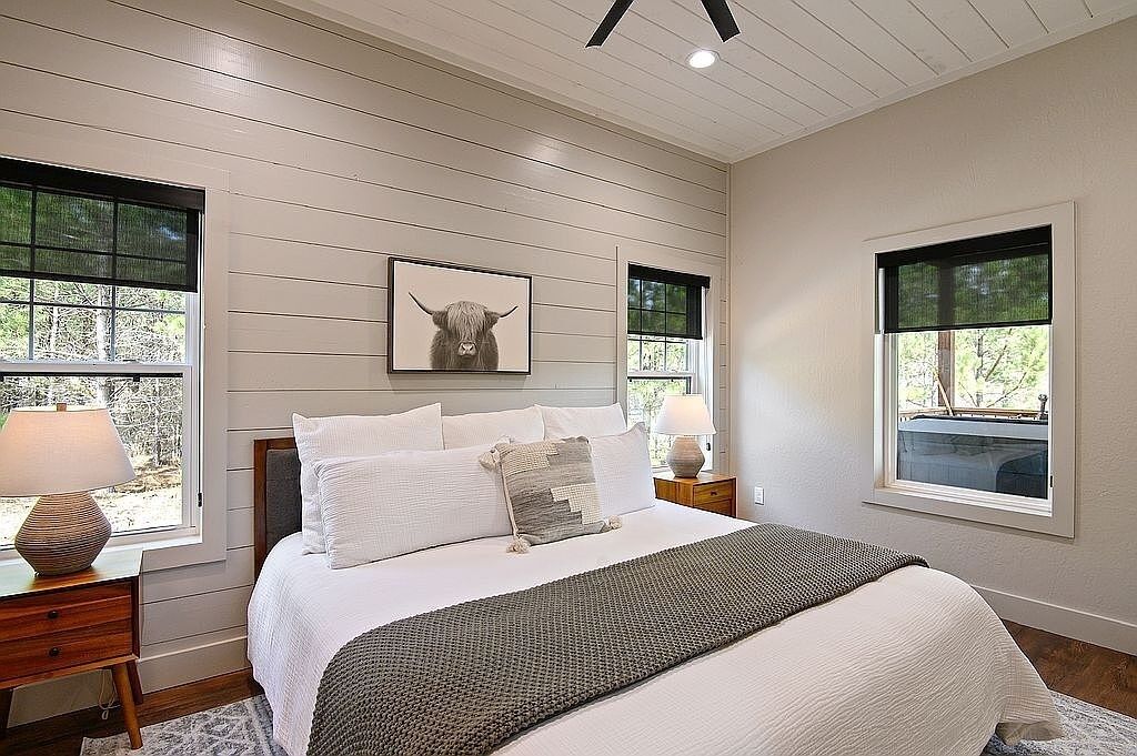 Cabin Of The Pines 2 Bedroom Cabin by Redawning