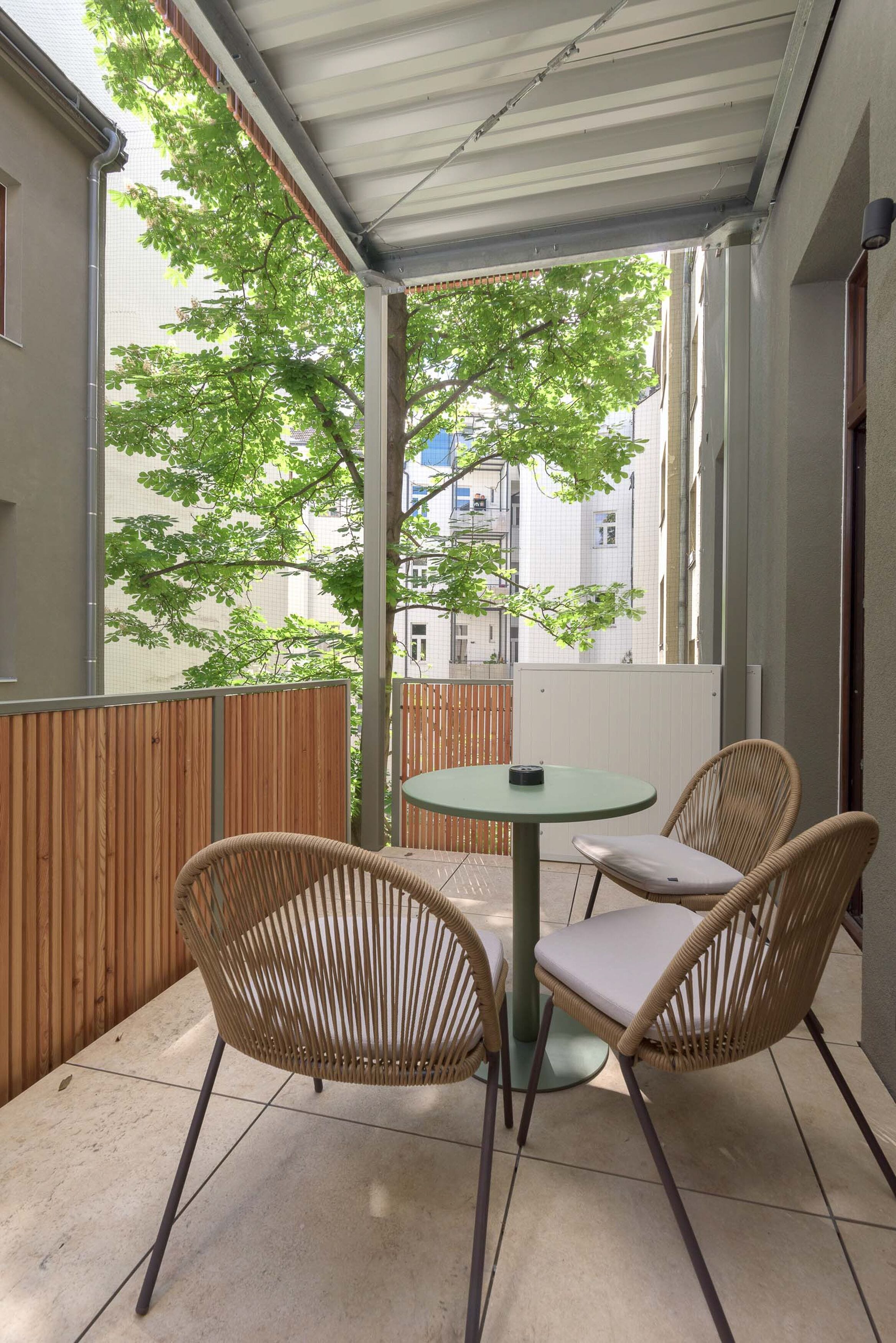 Two-Bedroom Suite with balcony | Terrace/patio