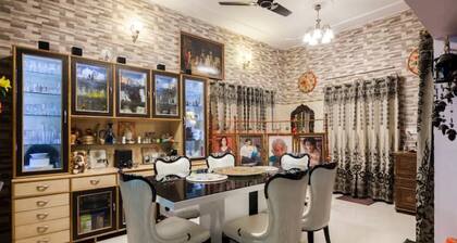 Col Sharma's Homestay A/C Room-2