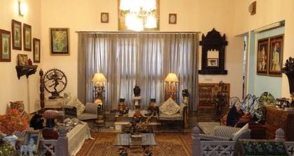 Col Sharma's Homestay A/C Room-1