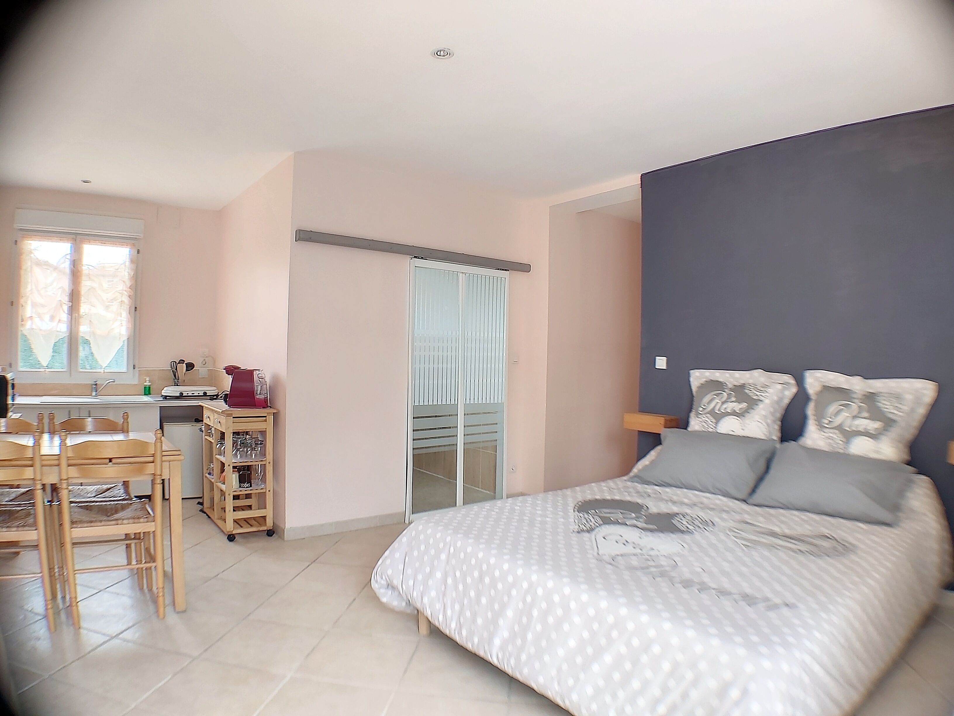 Quiet and elegant studio rental