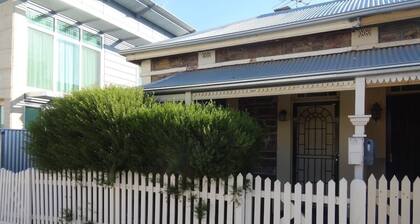 Harriett's Cottage - on Harriett's