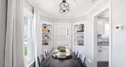 Home Away From Home - Beautiful Yard