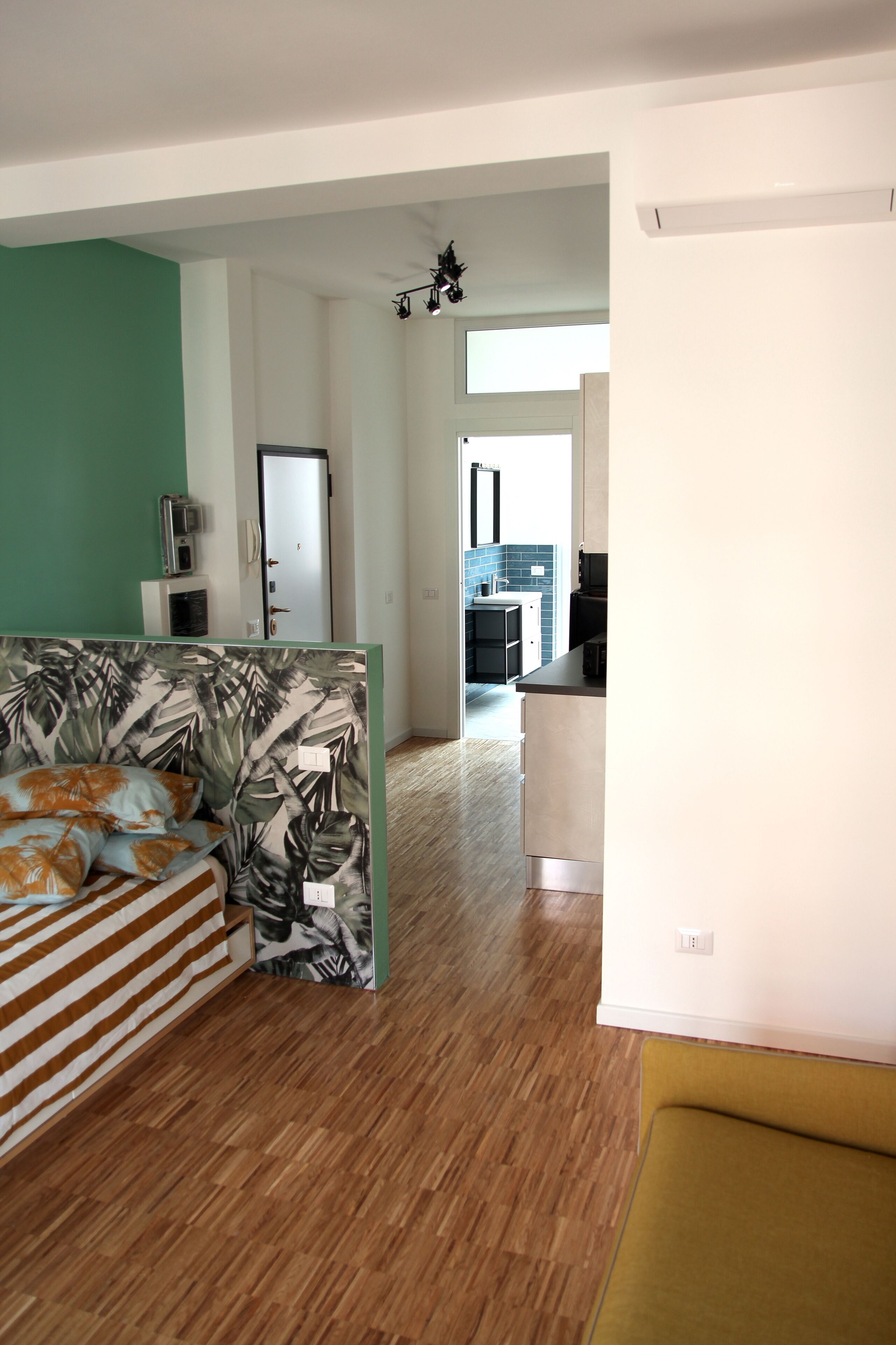 Studio 5 minutes from the metro in the quiet