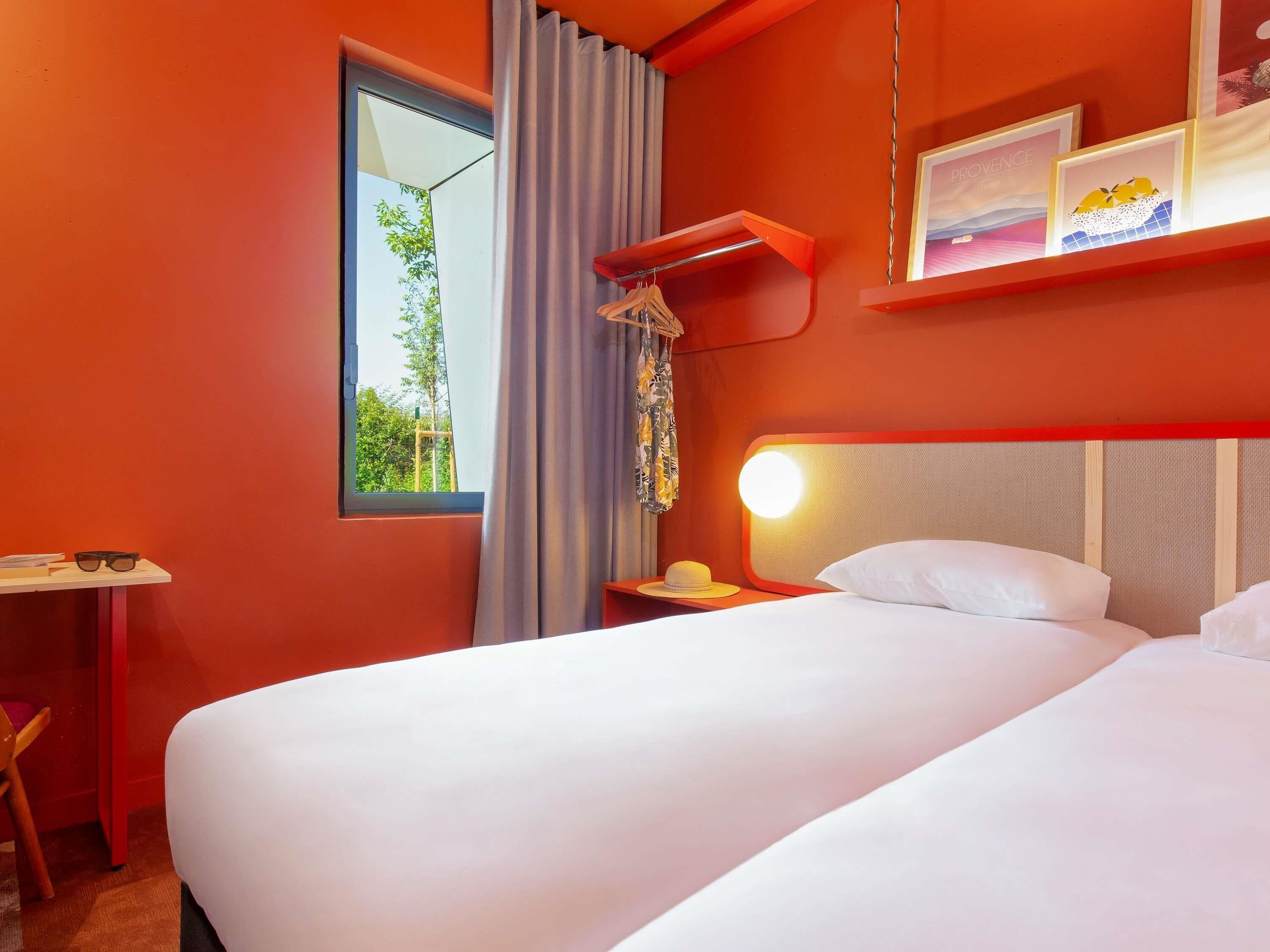 Classic Twin Room, 2 Single Beds (POP Room)