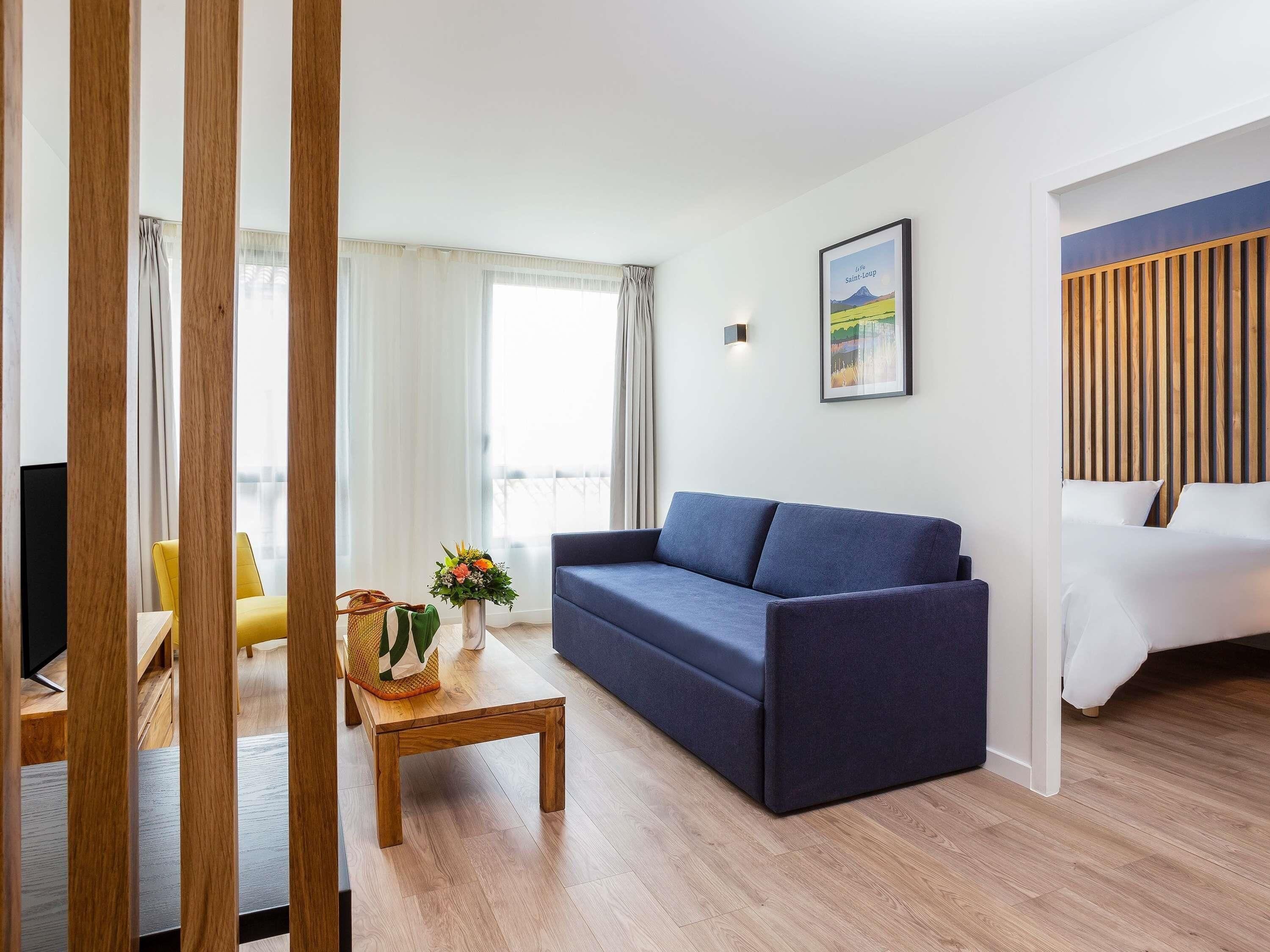 Apartamento, 1 habitación | Colchones con acolchado adicional y escritorio